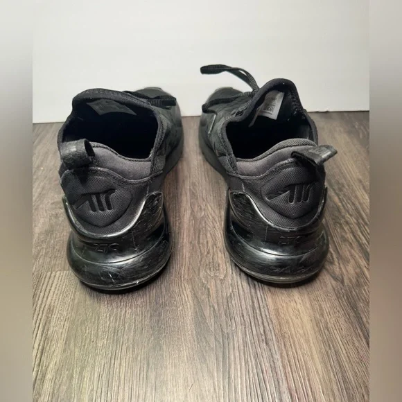 🔥Nike Air Max 270 Triple Black Breathable Mesh Men Athletic Sneakers Size 10.5 - Picture 6 of 12